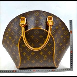 Authenticated Louis Vuitton LV Hand Bag  Ellipse MM Browns Monogram